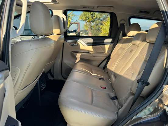 MITSUBISHI-PAJERO SPORT-2019
