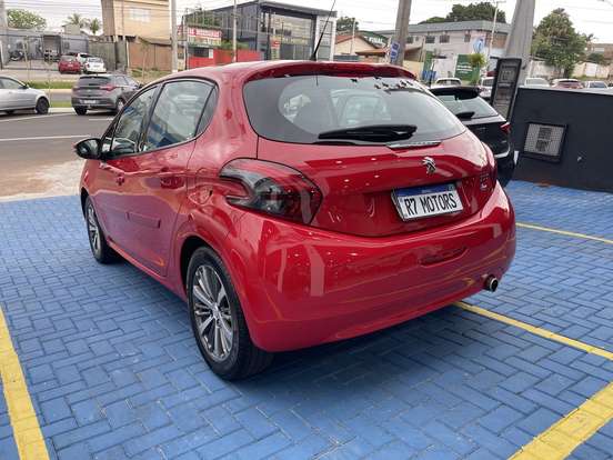 PEUGEOT-208-1.6 GRIFFE 16V FLEX 4P AUTOMÁTICO PEUGEOT-208-2018