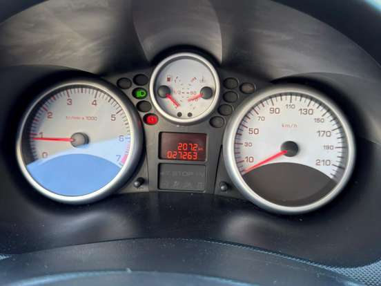 PEUGEOT-207-1.4 XR 8V FLEX 4P MANUAL PEUGEOT-207-2009