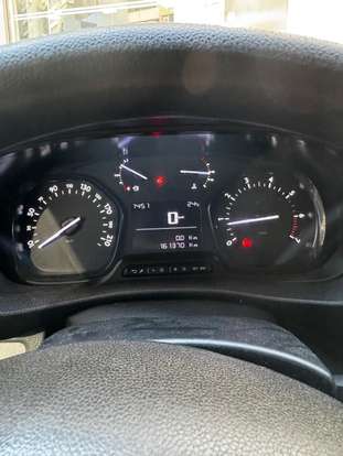 PEUGEOT-EXPERT-2019