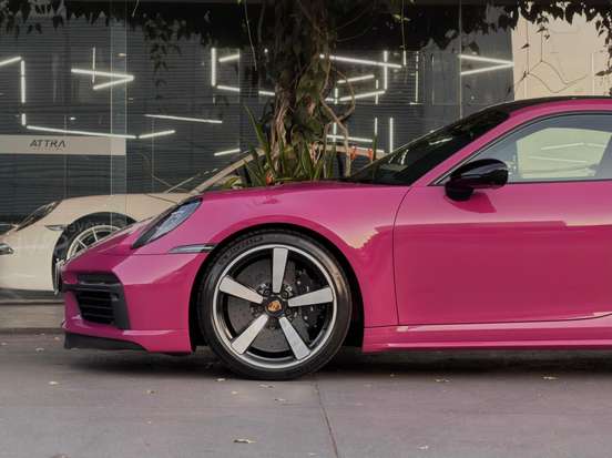 PORSCHE-911-2023