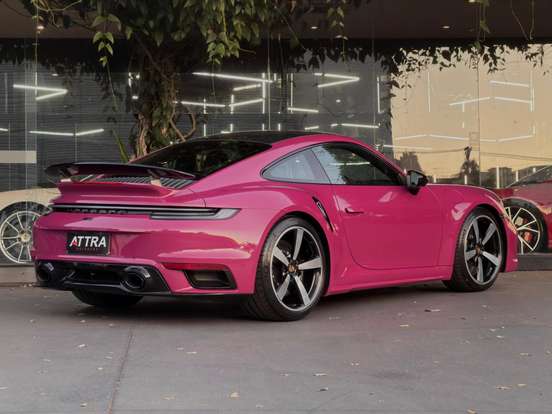 PORSCHE-911-2023