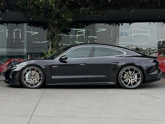 PORSCHE-TAYCAN-TURBO ELÉTRICO PORSCHE-TAYCAN-2023