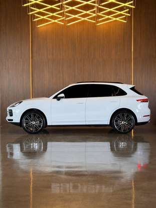 PORSCHE-CAYENNE-2019