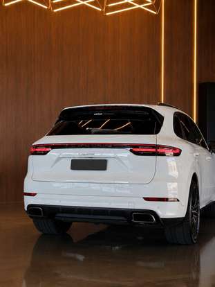 PORSCHE-CAYENNE-2019