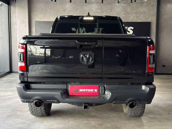RAM-1500-5.7 V8 GASOLINA REBEL CD 4X4 AUTOMÁTICO RAM-1500-2021