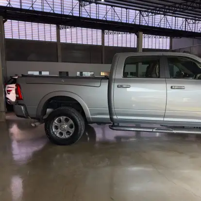 RAM-2500-6.7 I6 TURBO DIESEL LARAMIE CD 4X4 AUTOMÁTICO RAM-2500-2021
