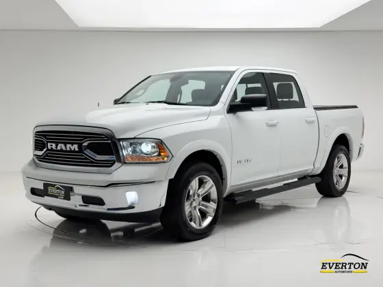 RAM CLASSIC 5.7 V8 GASOLINA LARAMIE CD 4X4 AUTOMÁTICO RAM CLASSIC 5.7 V8 GASOLINA LARAMIE CD 4X4 AUTOMÁTICO