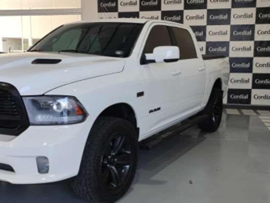RAM-CLASSIC-5.7 V8 GASOLINA LARAMIE NIGHT EDITION CD 4X4 AUTOMÁTICO RAM-CLASSIC-2022