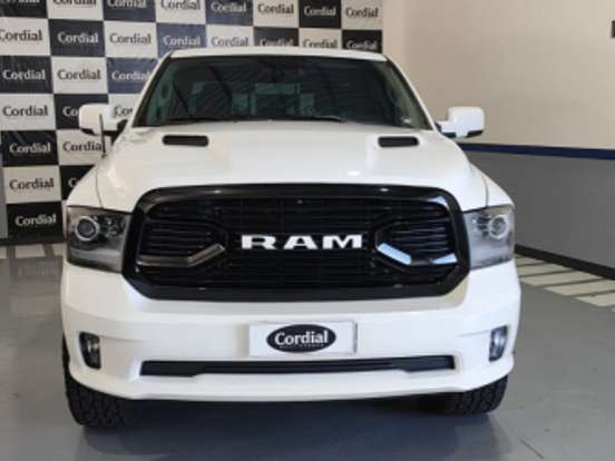 RAM-CLASSIC-5.7 V8 GASOLINA LARAMIE NIGHT EDITION CD 4X4 AUTOMÁTICO RAM-CLASSIC-2022