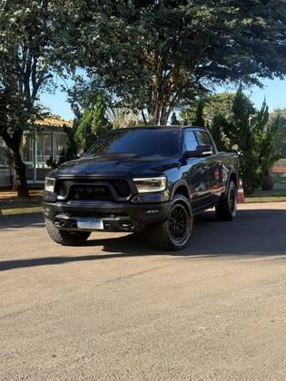 RAM 1500 5.7 V8 GASOLINA REBEL CD 4X4 AUTOMÁTICO