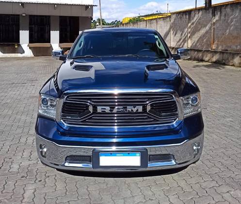 RAM CLASSIC 5.7 V8 GASOLINA LARAMIE CD 4X4 AUTOMÁTICO