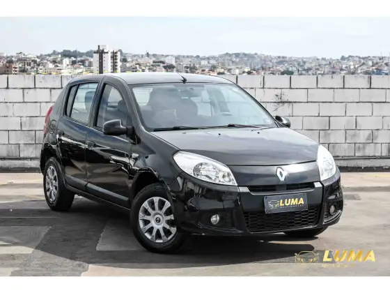 RENAULT SANDERO 1.0 EXPRESSION 16V FLEX 4P MANUAL RENAULT SANDERO 1.0 EXPRESSION 16V FLEX 4P MANUAL