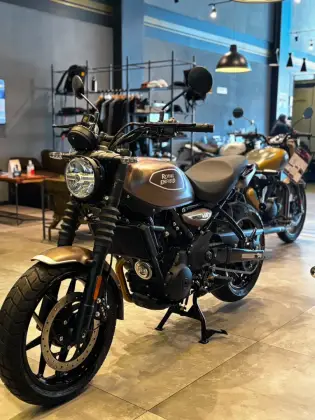 ROYAL ENFIELD GUERRILLA 450 ROYAL ENFIELD GUERRILLA 450