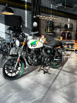 ROYAL ENFIELD HUNTER 350 ROYAL ENFIELD HUNTER 350