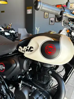 ROYAL ENFIELD-HUNTER 350-2026