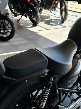 ROYAL ENFIELD METEOR 350 STELLAR ROYAL ENFIELD METEOR 350 STELLAR