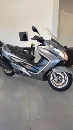 SUZUKI BURGMAN 400 SUZUKI BURGMAN 400