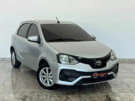 TOYOTA ETIOS 1.5 X PLUS 16V FLEX 4P AUTOMÁTICO TOYOTA ETIOS 1.5 X PLUS 16V FLEX 4P AUTOMÁTICO
