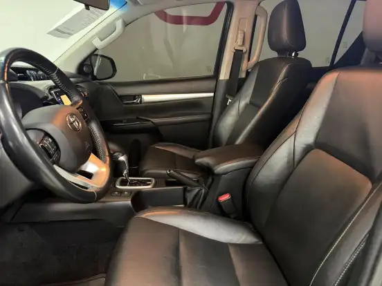 TOYOTA-HILUX-2.8 SRV 4X4 CD 16V DIESEL 4P AUTOMÁTICO TOYOTA-HILUX-2017