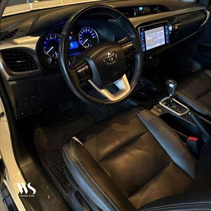 TOYOTA-HILUX-2.7 SR 4X2 CD 16V FLEX 4P AUTOMÁTICO TOYOTA-HILUX-2017