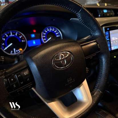 TOYOTA-HILUX-2.7 SR 4X2 CD 16V FLEX 4P AUTOMÁTICO TOYOTA-HILUX-2017