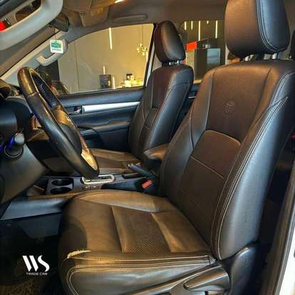 TOYOTA-HILUX-2.7 SR 4X2 CD 16V FLEX 4P AUTOMÁTICO TOYOTA-HILUX-2017