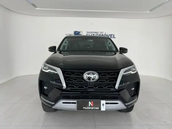 TOYOTA HILUX SW4 2.7 VVT-i FLEX SRV 7L 4X2 AUTOMÁTICO TOYOTA HILUX SW4 2.7 VVT-i FLEX SRV 7L 4X2 AUTOMÁTICO