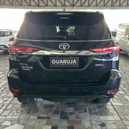 TOYOTA-HILUX SW4-2020