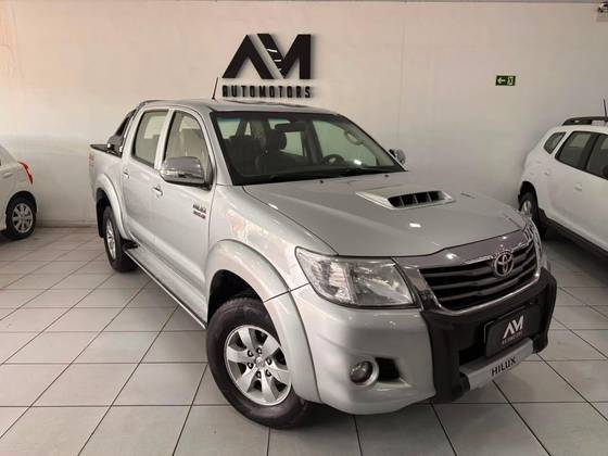 TOYOTA HILUX SW4 3.0 SRV 4X4 16V TURBO INTERCOOLER DIESEL 4P AUTOMÁTICO
