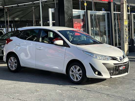 TOYOTA-YARIS-1.3 16V FLEX XL PLUS TECH MULTIDRIVE TOYOTA-YARIS-2018