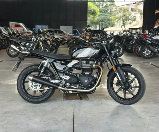TRIUMPH SPEED TWIN 900 TRIUMPH SPEED TWIN 900