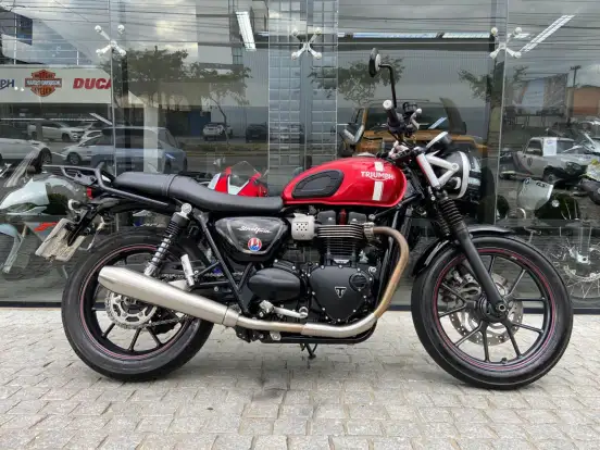 TRIUMPH-STREET TWIN-2017