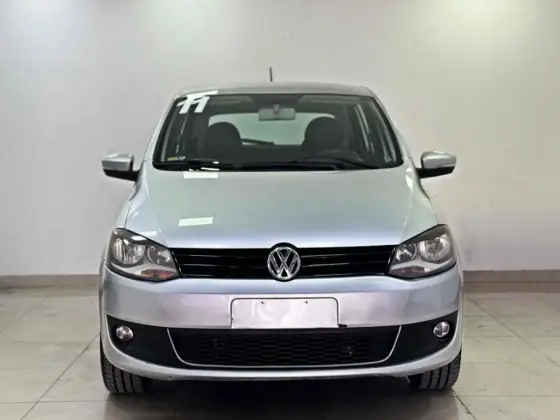VOLKSWAGEN FOX 1.6 MI 8V FLEX 4P MANUAL VOLKSWAGEN FOX 1.6 MI 8V FLEX 4P MANUAL