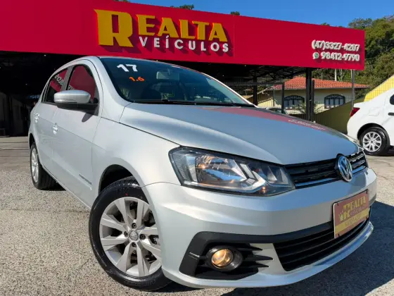 VOLKSWAGEN GOL 1.6 MSI TOTALFLEX COMFORTLINE 4P MANUAL VOLKSWAGEN GOL 1.6 MSI TOTALFLEX COMFORTLINE 4P MANUAL