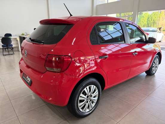VOLKSWAGEN-GOL-2014