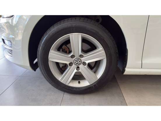 VOLKSWAGEN-GOLF-1.0 TSI COMFORTLINE 12V TOTAL FLEX 4P MANUAL VOLKSWAGEN-GOLF-2017