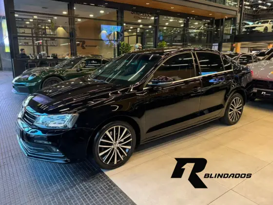 VOLKSWAGEN JETTA 2.0 TSI HIGHLINE 211CV GASOLINA 4P TIPTRONIC VOLKSWAGEN JETTA 2.0 TSI HIGHLINE 211CV GASOLINA 4P TIPTRONIC