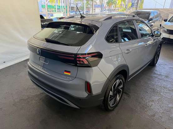 VOLKSWAGEN-NIVUS-1.0 200 TSI TOTAL FLEX HIGHLINE AUTOMÁTICO VOLKSWAGEN-NIVUS-2026