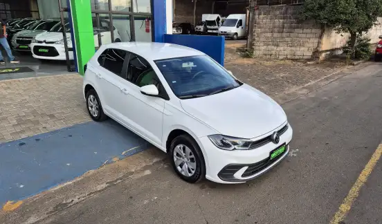 VOLKSWAGEN-POLO-2025