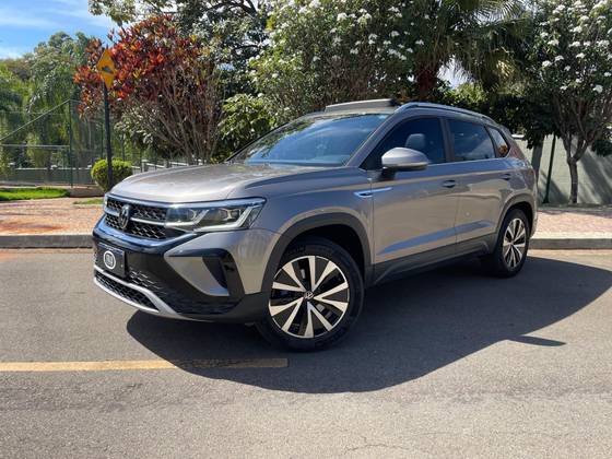 VOLKSWAGEN TAOS 1.4 250 TSI TOTAL FLEX HIGHLINE AUTOMÁTICO