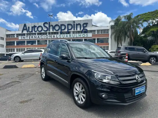 VOLKSWAGEN-TIGUAN-2015