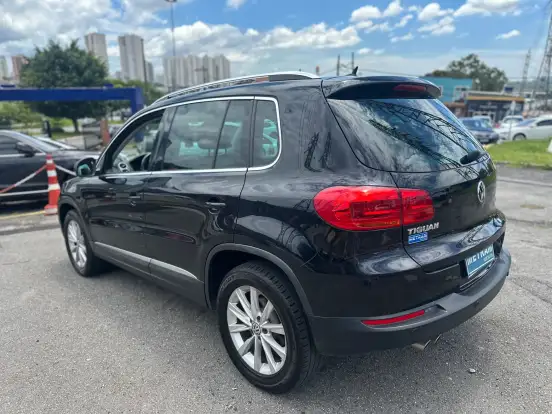 VOLKSWAGEN-TIGUAN-2.0 TSI 16V TURBO GASOLINA 4P TIPTRONIC VOLKSWAGEN-TIGUAN-2015
