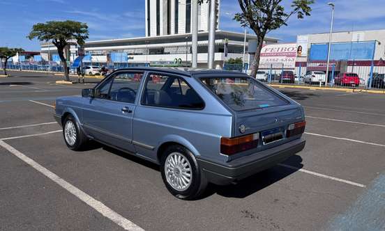 VOLKSWAGEN-GOL-1994