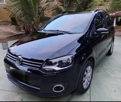 VOLKSWAGEN-SPACEFOX-2012