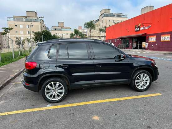 VOLKSWAGEN-TIGUAN-1.4 TSI 16V TURBO GASOLINA 4P DSG VOLKSWAGEN-TIGUAN-2017