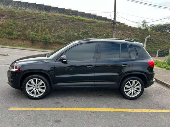 VOLKSWAGEN-TIGUAN-1.4 TSI 16V TURBO GASOLINA 4P DSG VOLKSWAGEN-TIGUAN-2017