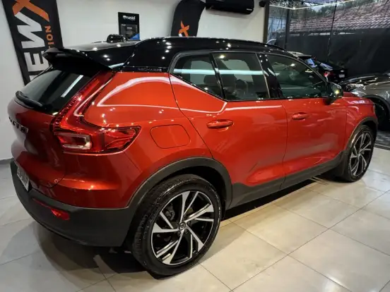 VOLVO-XC40-1.5 T5 RECHARGE R-DESIGN GEARTRONIC VOLVO-XC40-2021