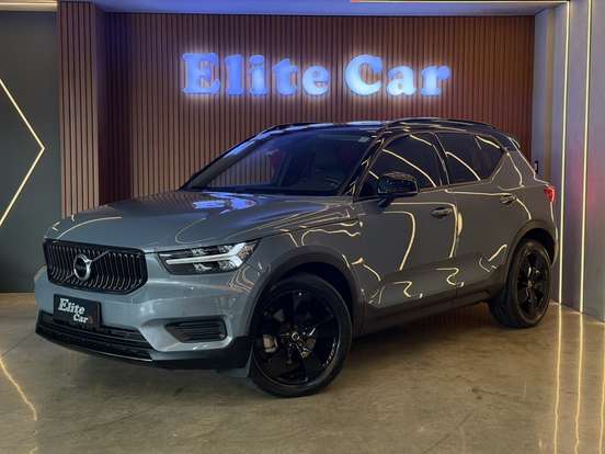 VOLVO-XC40-2.0 T5 GASOLINA MOMENTUM AWD GEARTRONIC VOLVO-XC40-2019