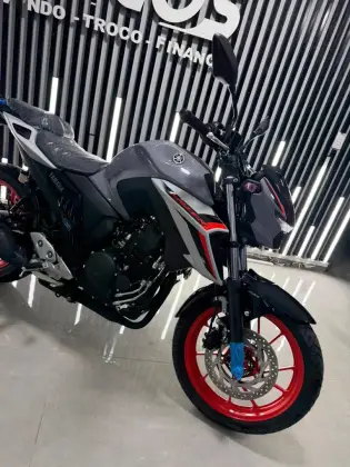 YAMAHA FZ25 FAZER CONNECTED ABS YAMAHA FZ25 FAZER CONNECTED ABS